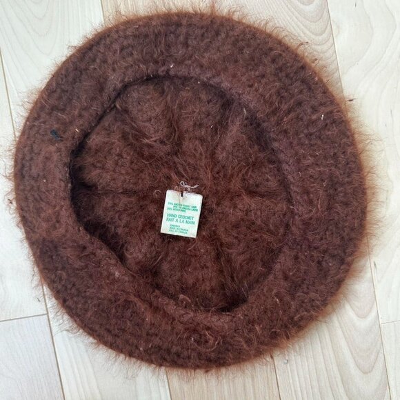 Vintage Angora & Wool Blend Fuzzy Beret โ Made in Canada - Picture 5 of 6